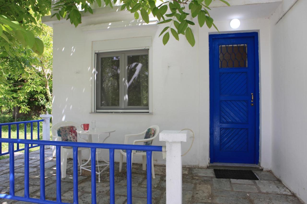 O Pyrgos Accommodations Panormos  Bagian luar foto